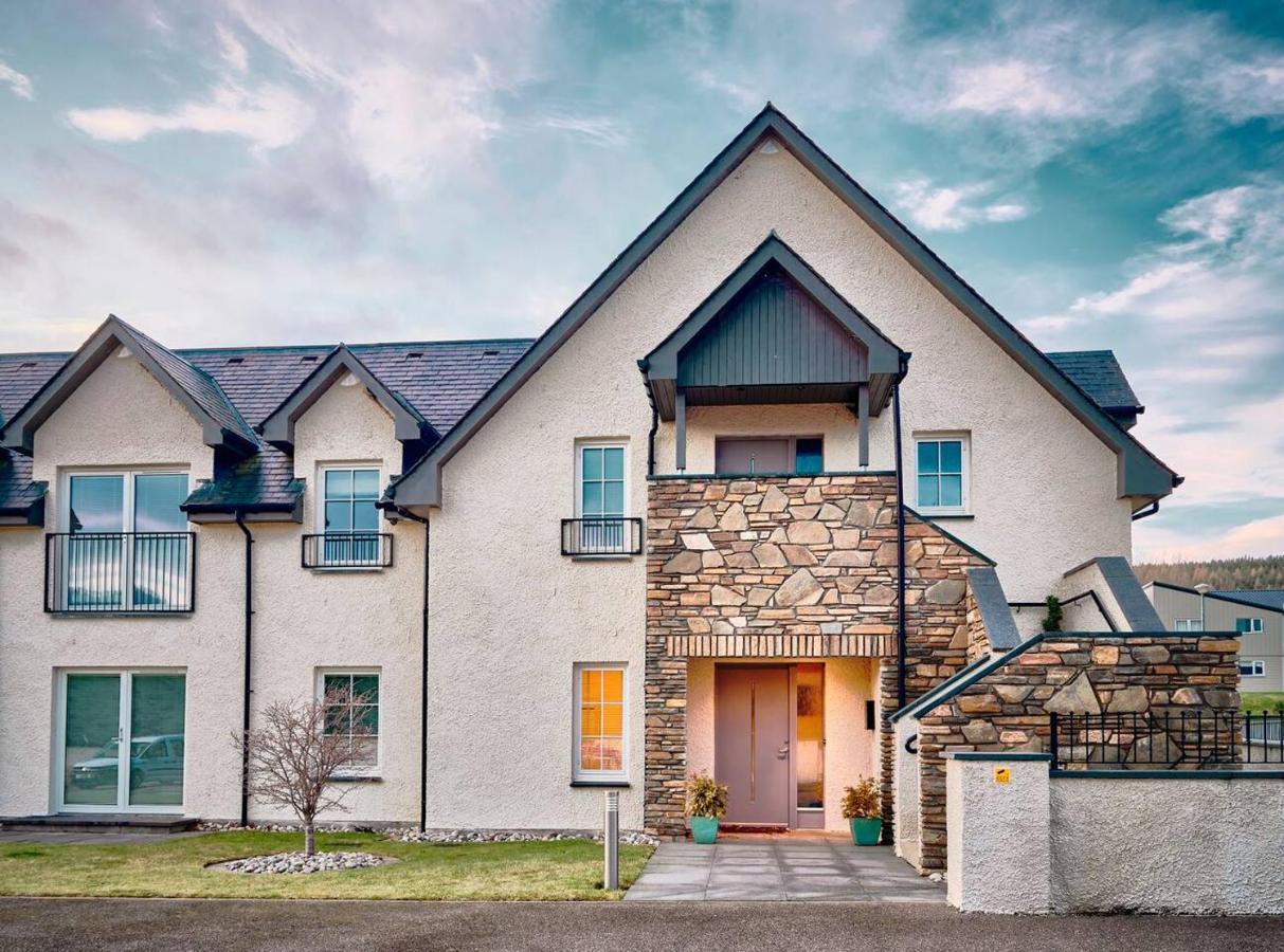 The Steadings, Aviemore Luxury 5 Star Rated 3 Bed With Home Cinema Garden And Parking Εξωτερικό φωτογραφία