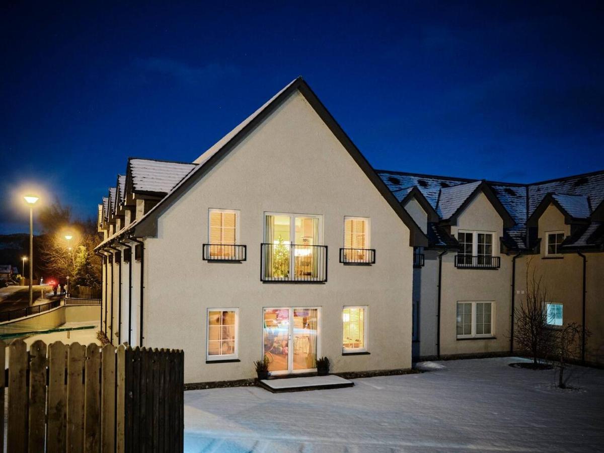 The Steadings, Aviemore Luxury 5 Star Rated 3 Bed With Home Cinema Garden And Parking Εξωτερικό φωτογραφία